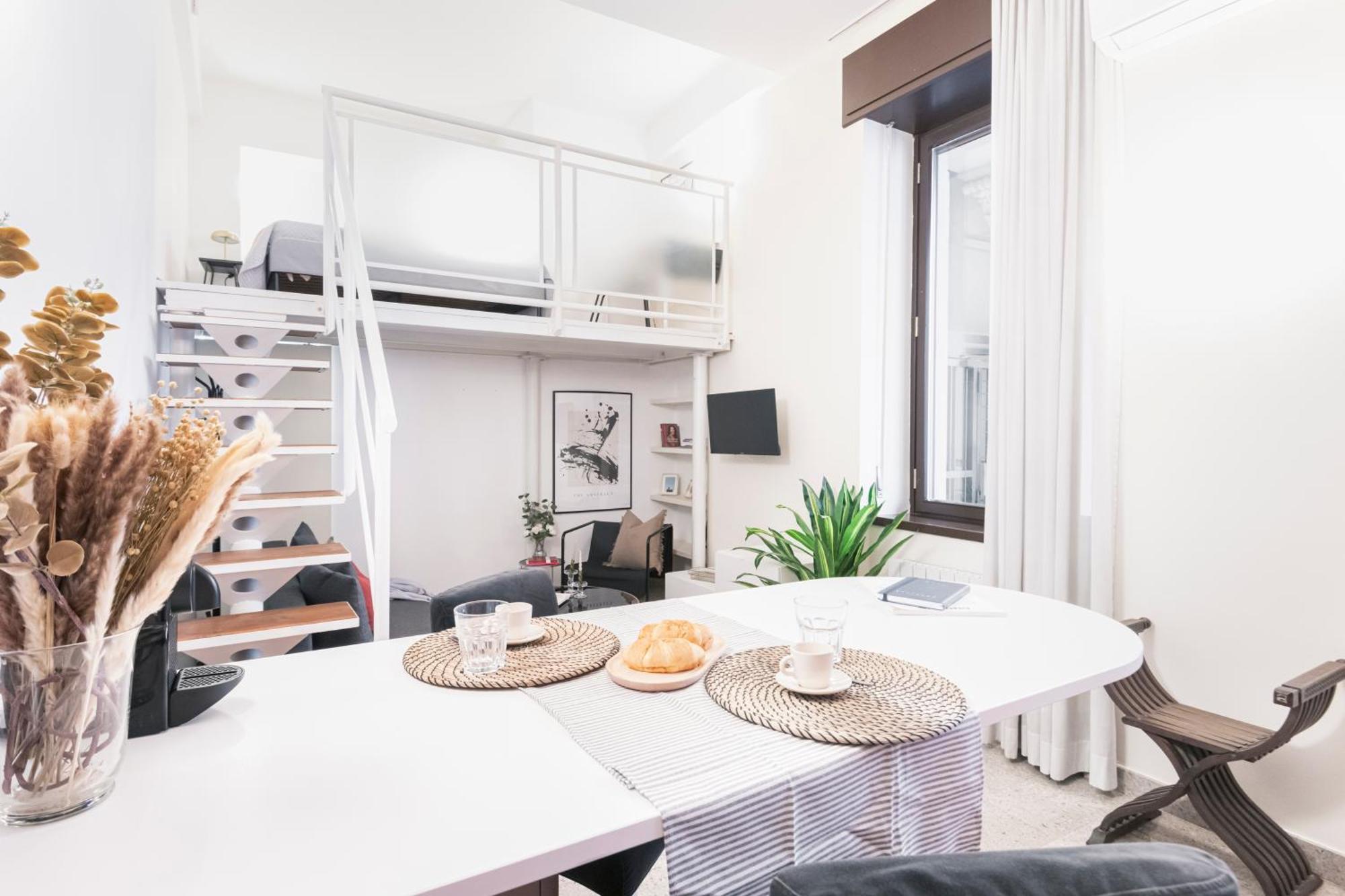 Apartamento Easylife - Accogliente Monolocale In Via Torino, Posizione Perfetta Per Scoprire La Citta Milán Exterior foto
