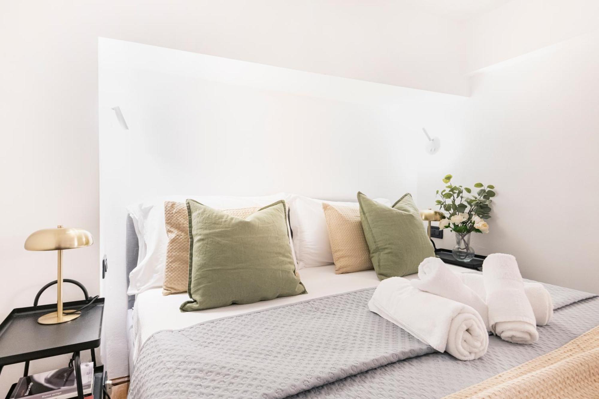 Apartamento Easylife - Accogliente Monolocale In Via Torino, Posizione Perfetta Per Scoprire La Citta Milán Exterior foto